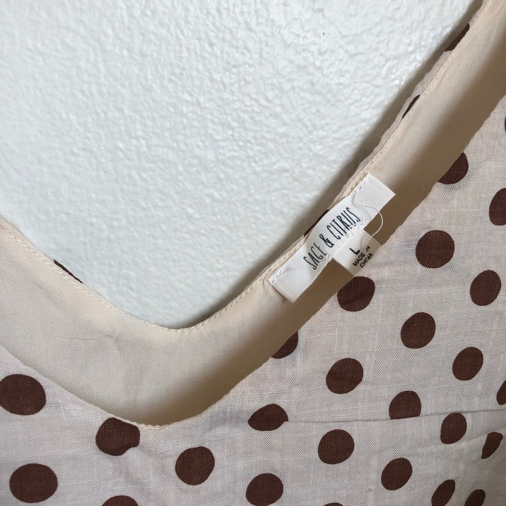 Cream top with brown dots - Picture 6 of 6